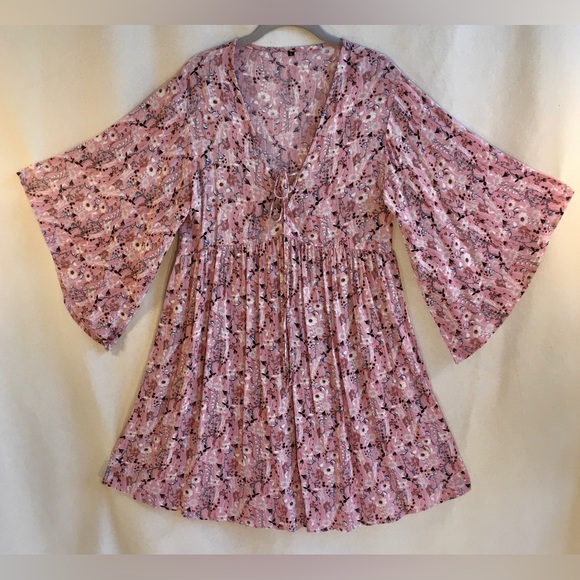 Bohemian dress, pink w/ tiny floral print, deep lace-up V neck, bell sleeves. S - Picture 3 of 12